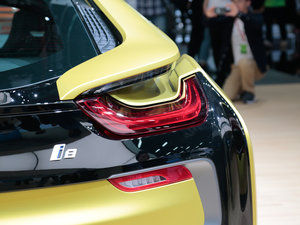 【2017款宝马i8 protonic frozen yellow edition图片】_外观图片
