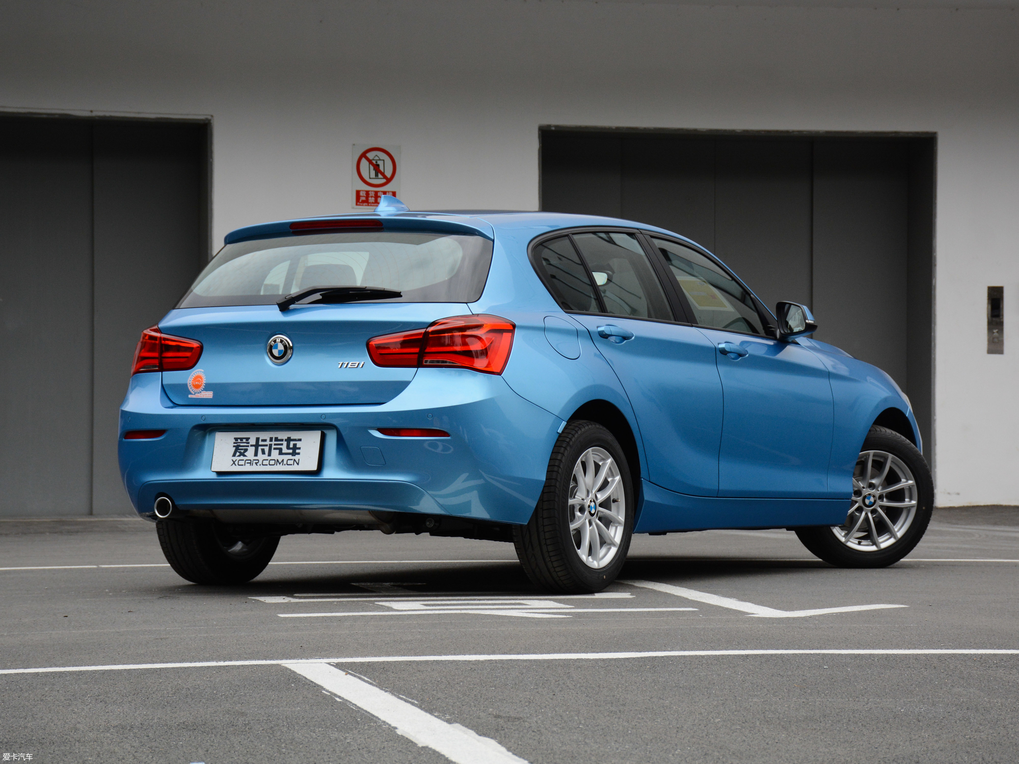 【2018款宝马1系两厢118i 领先型_整体外观_16/795张图片】_汽车图片