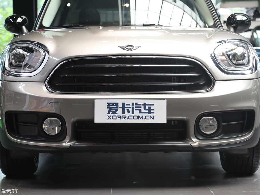 2018MINI COUNTRYMAN 1.5T COOPER ر