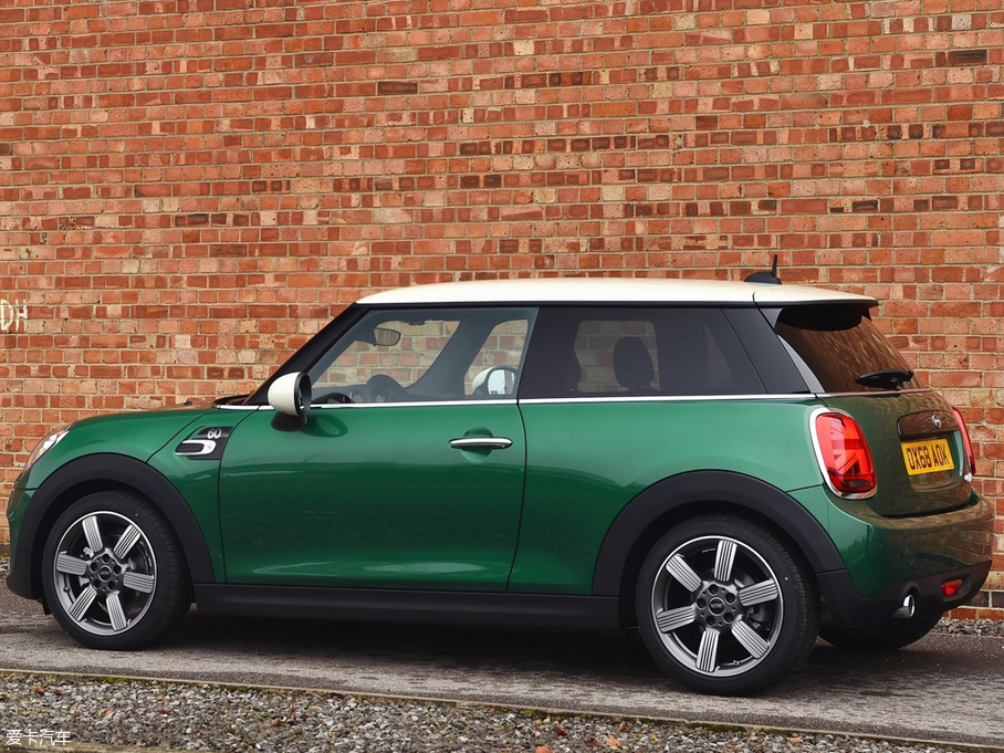 2019款mini三门版 1.5t cooper 60周年纪念