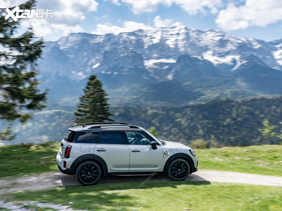 2021MINI COUNTRYMAN PHEV  COOPER ALL4 SE