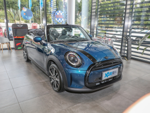 2022Ŀ 1.5T COOPER CABRIO Sidewalk ǰ45