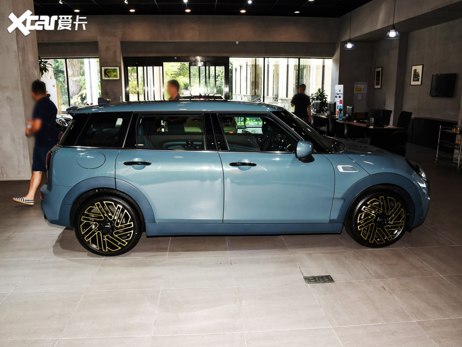 2022MINI CLUBMAN 2.0T COOPER S ر