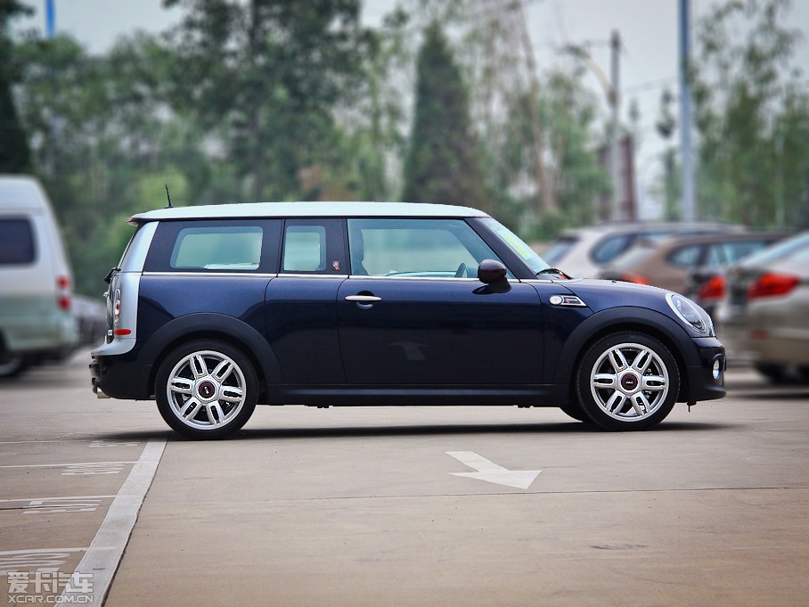 2011MINI CLUBMAN COOPER Hampton