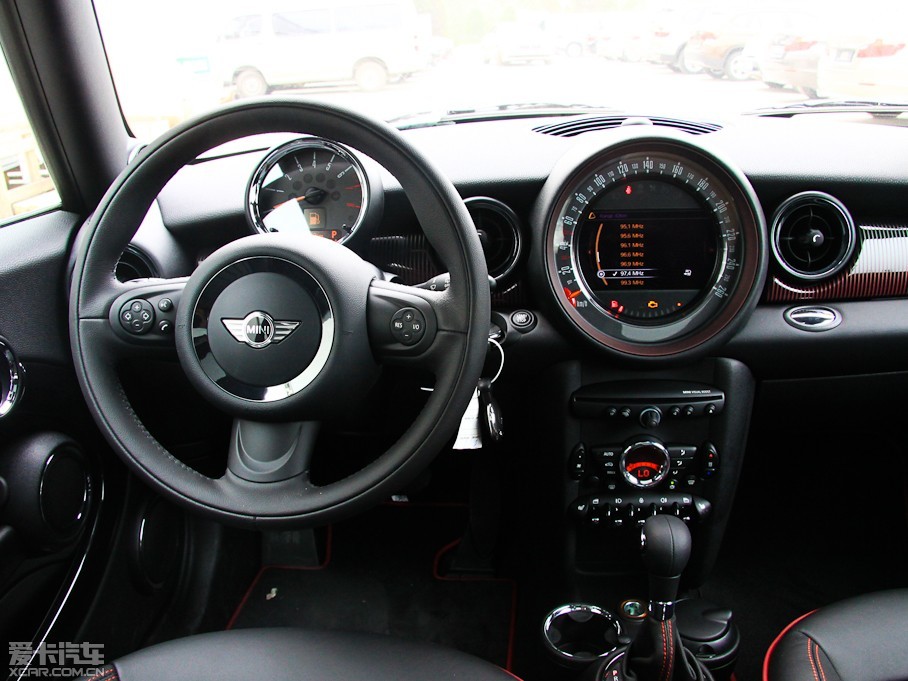 【2011款mini clubmancooper hampton_中控区_44/328张图片】_汽车