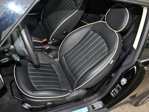 2011MINI CLUBMAN
