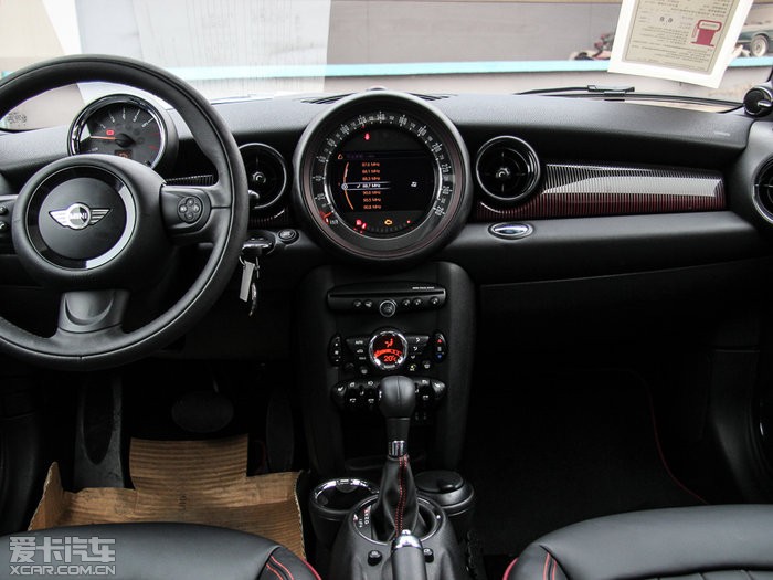 2013MINI CLUBMAN