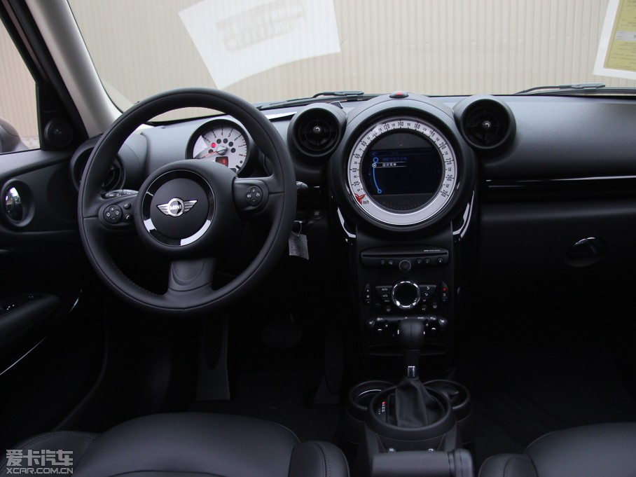 2013MINI PACEMAN 1.6L COOPER