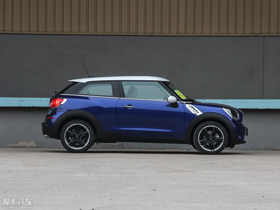 2013MINI PACEMAN 1.6L COOPER