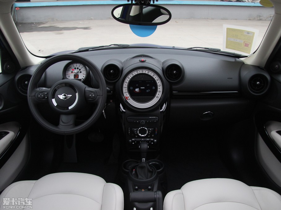 2013MINI PACEMAN 1.6L COOPER