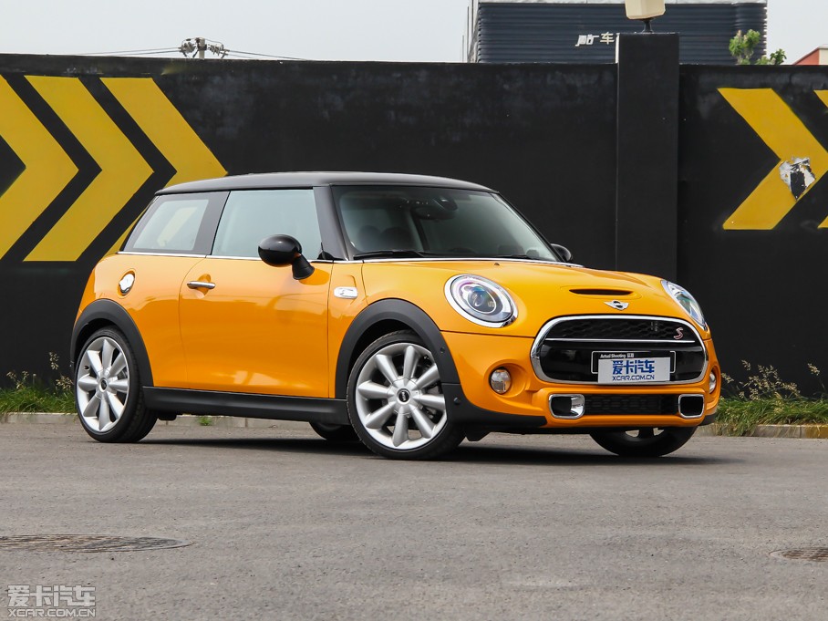 2014MINI 3-DOOR COOPER S Excitement