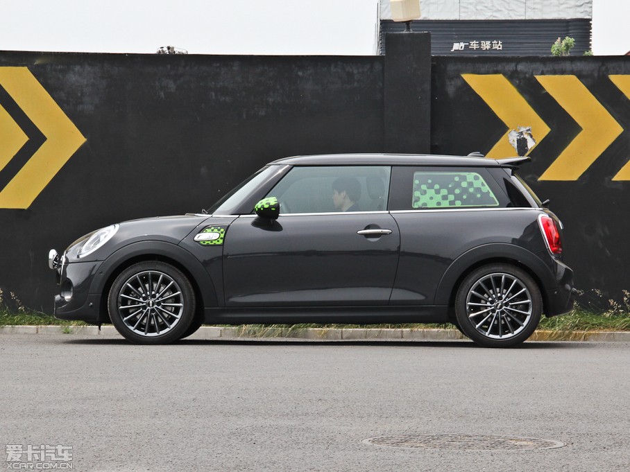 2014MINI COOPER S Fun