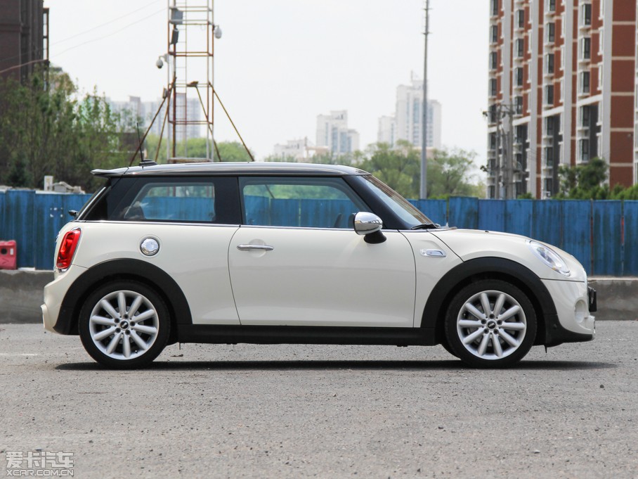 2014MINI 3-DOOR COOPER S Excitement