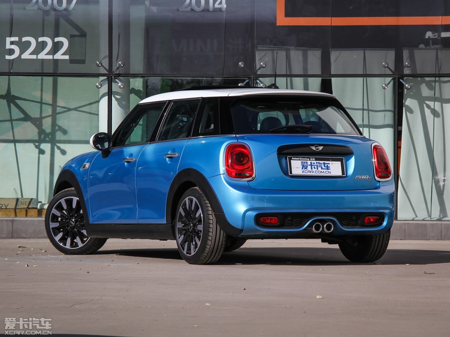 2015MINI 5-DOOR COOPER S