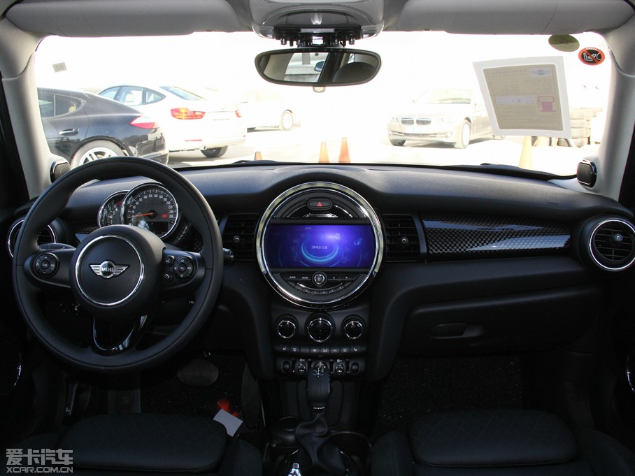 2015MINI 5-DOOR COOPER S