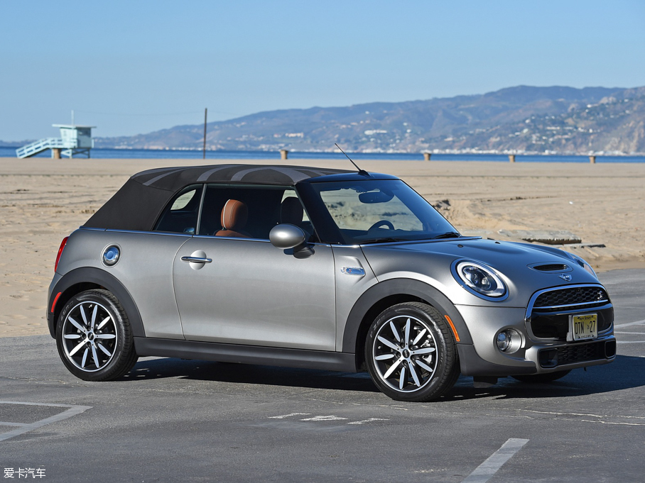 2016MINI 3-DOOR ONE