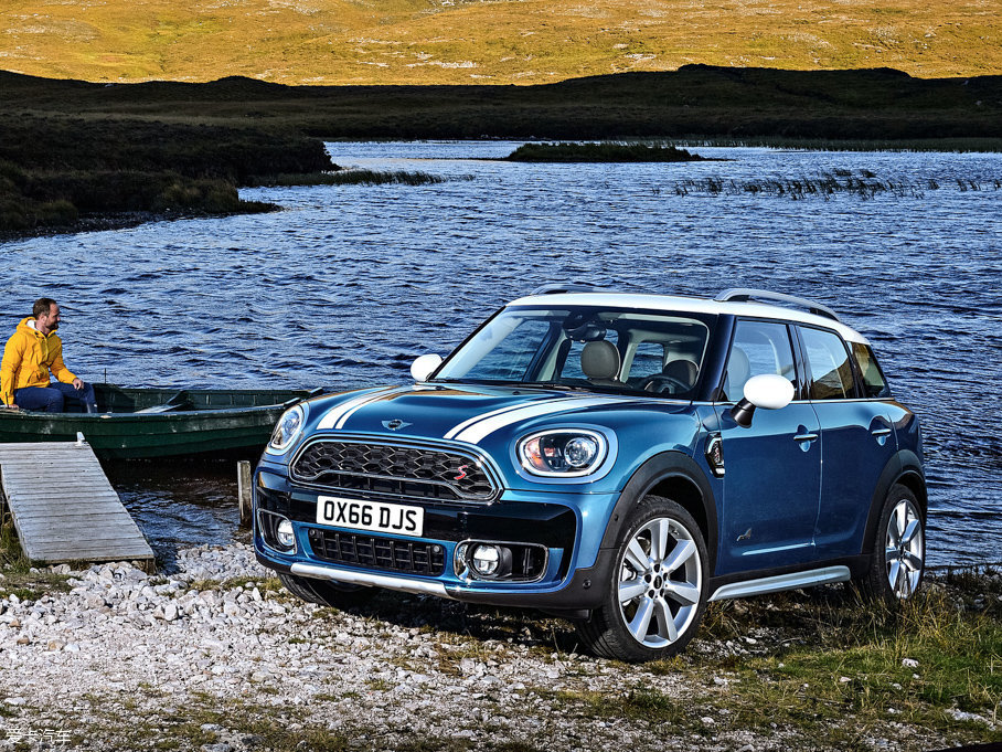 2017MINI COUNTRYMAN COOPER S