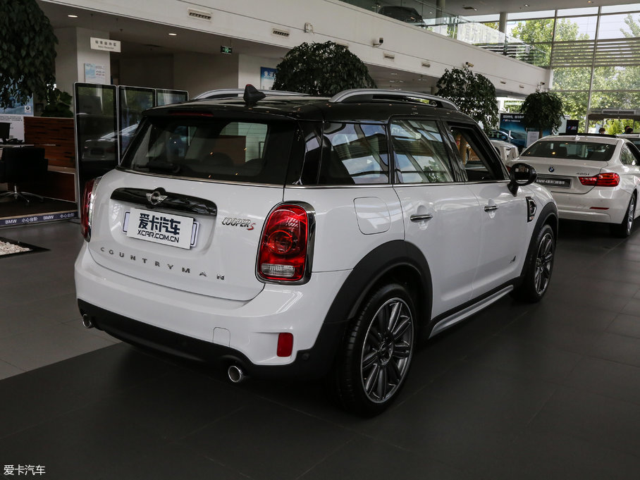 2017MINI COUNTRYMAN COOPER S ALL4 м