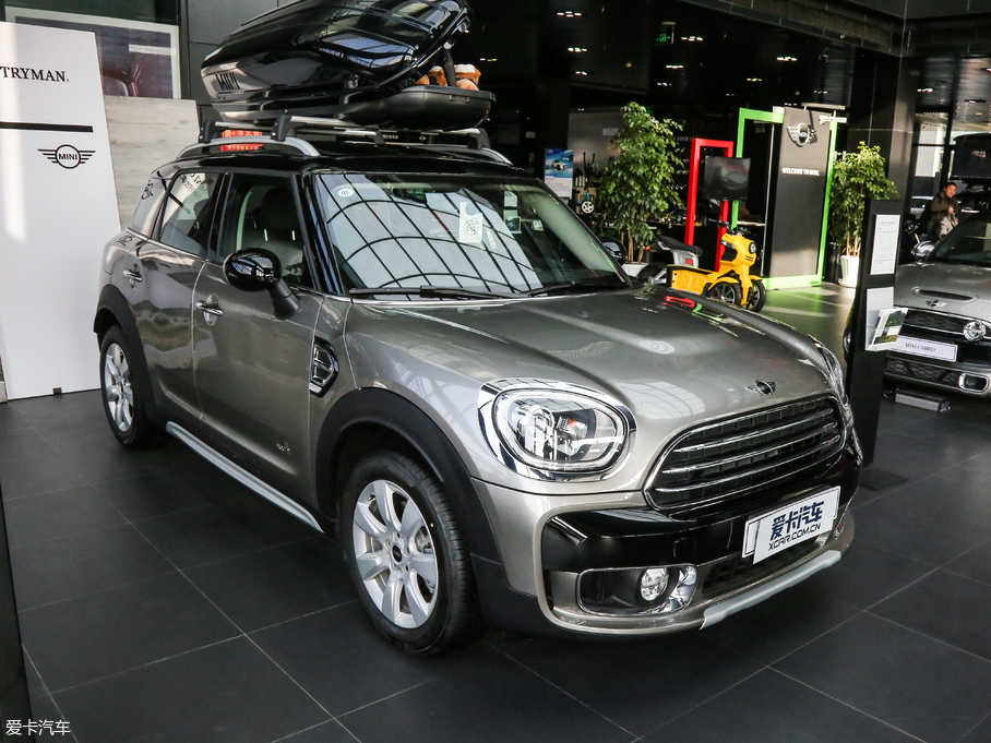 2017MINI COUNTRYMAN COOPER ALL4 ̽ռ