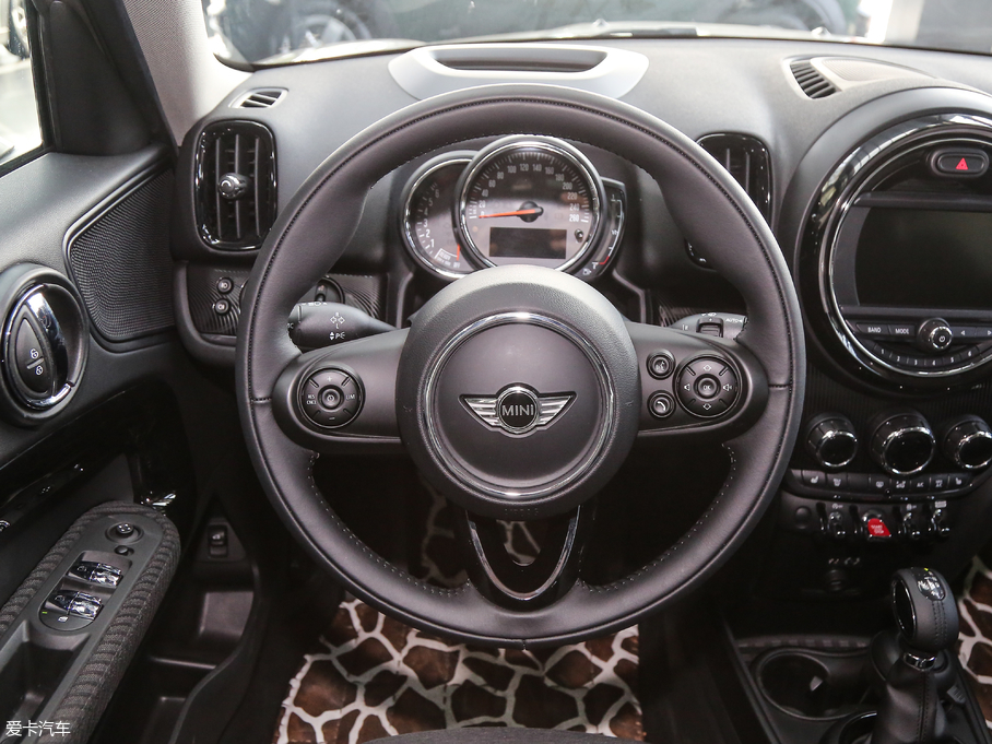 2017MINI COUNTRYMAN COOPER ALL4 ̽ռ