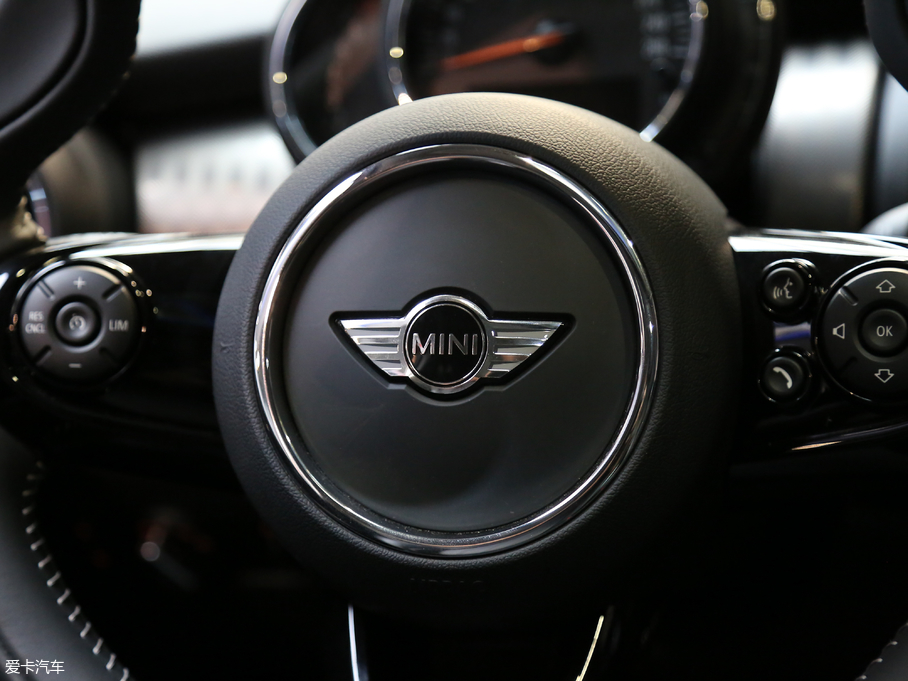 2018MINI 5-DOOR COOPER ɫʼ