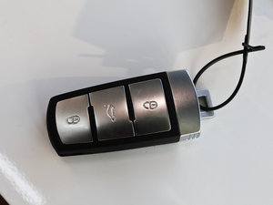 2011款2.0TSI 豪华版 车钥匙