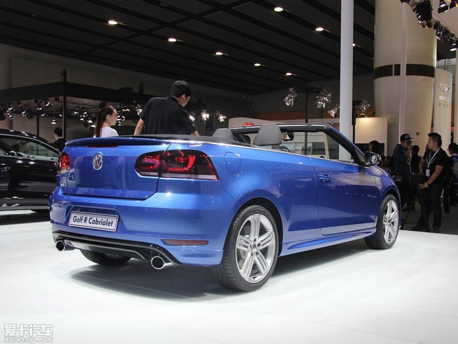 近日据大众汽车(中国)微博消息,旗下高尔夫r敞篷版车型正是在国内上市