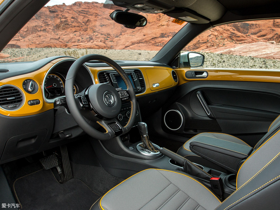 2015款甲壳虫敞篷dune