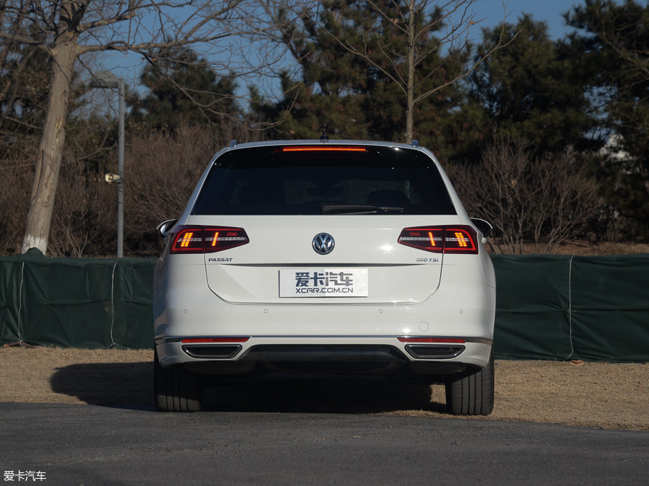 2016ε 380TSI R-Line