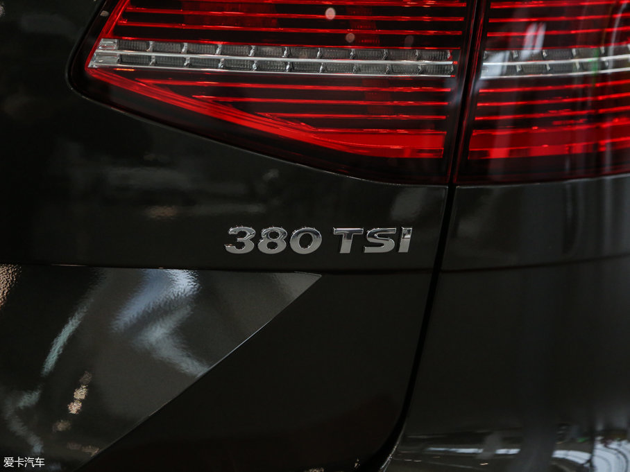 2017ε 380TSI а