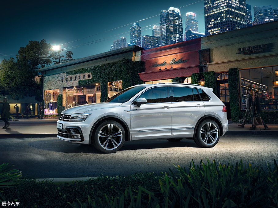 2017Tiguan 380TSI R-line