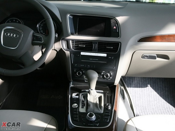 2010µQ5