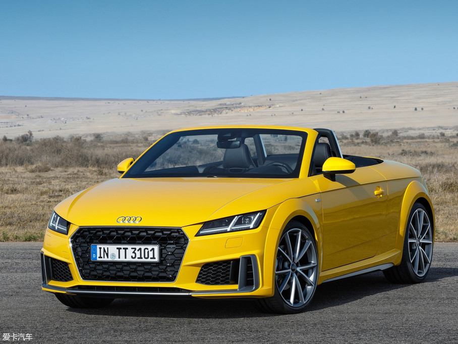 2019款奥迪tt敞篷 20周年纪念版 基本型 2017款奥迪tt敞篷 roadster