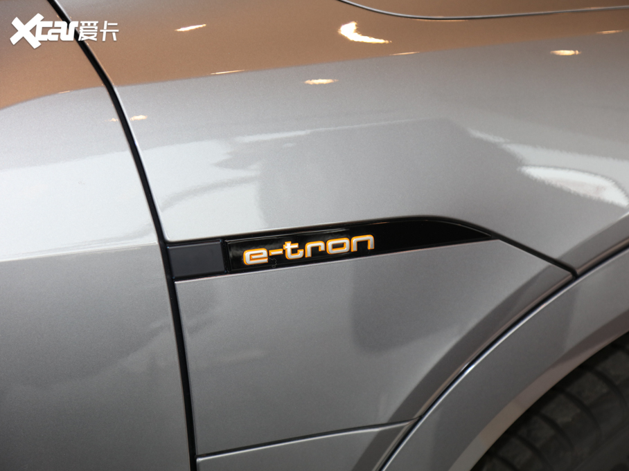 2020µe-tron() 55 quattro ʱ