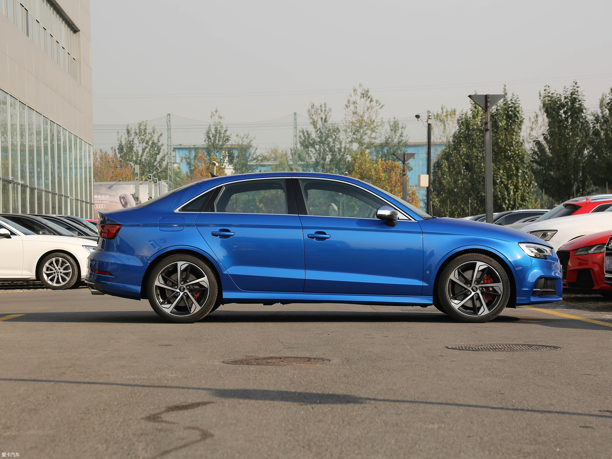 【2019款奥迪s3三厢2.