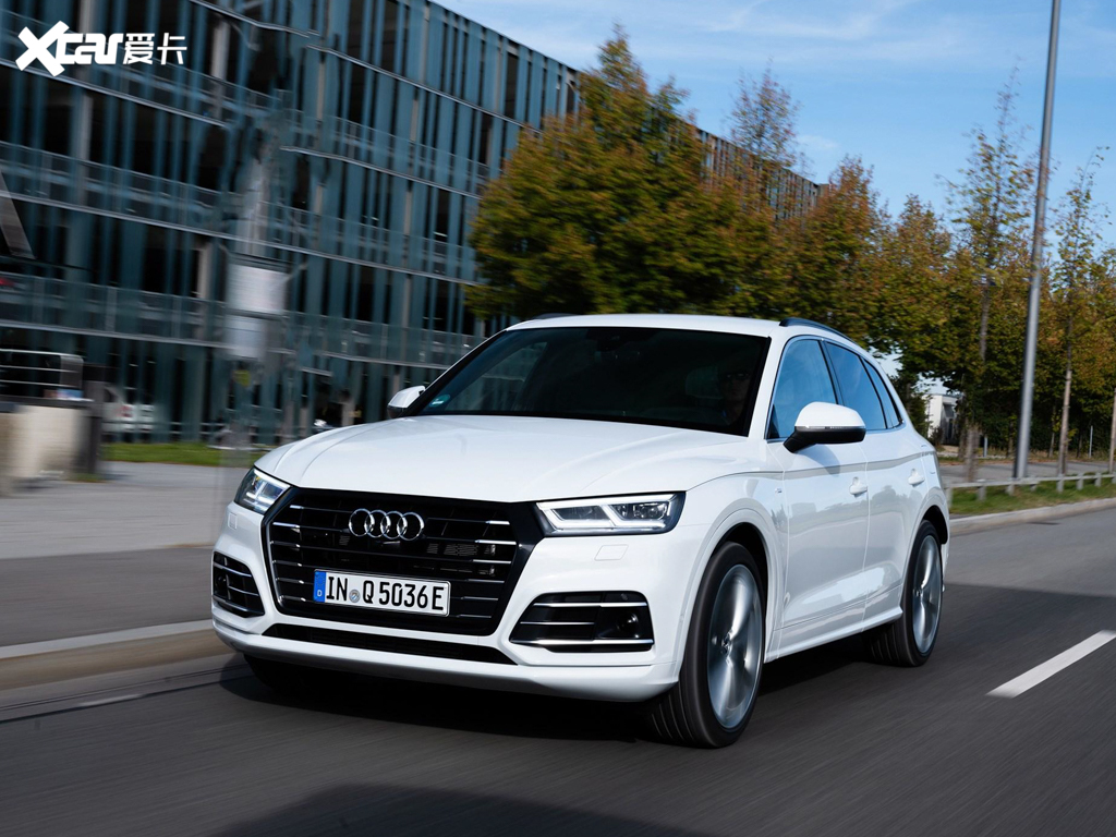 【2019款奥迪q5混动55 tfsie quattro_整体外观_17/49张图片】_汽车