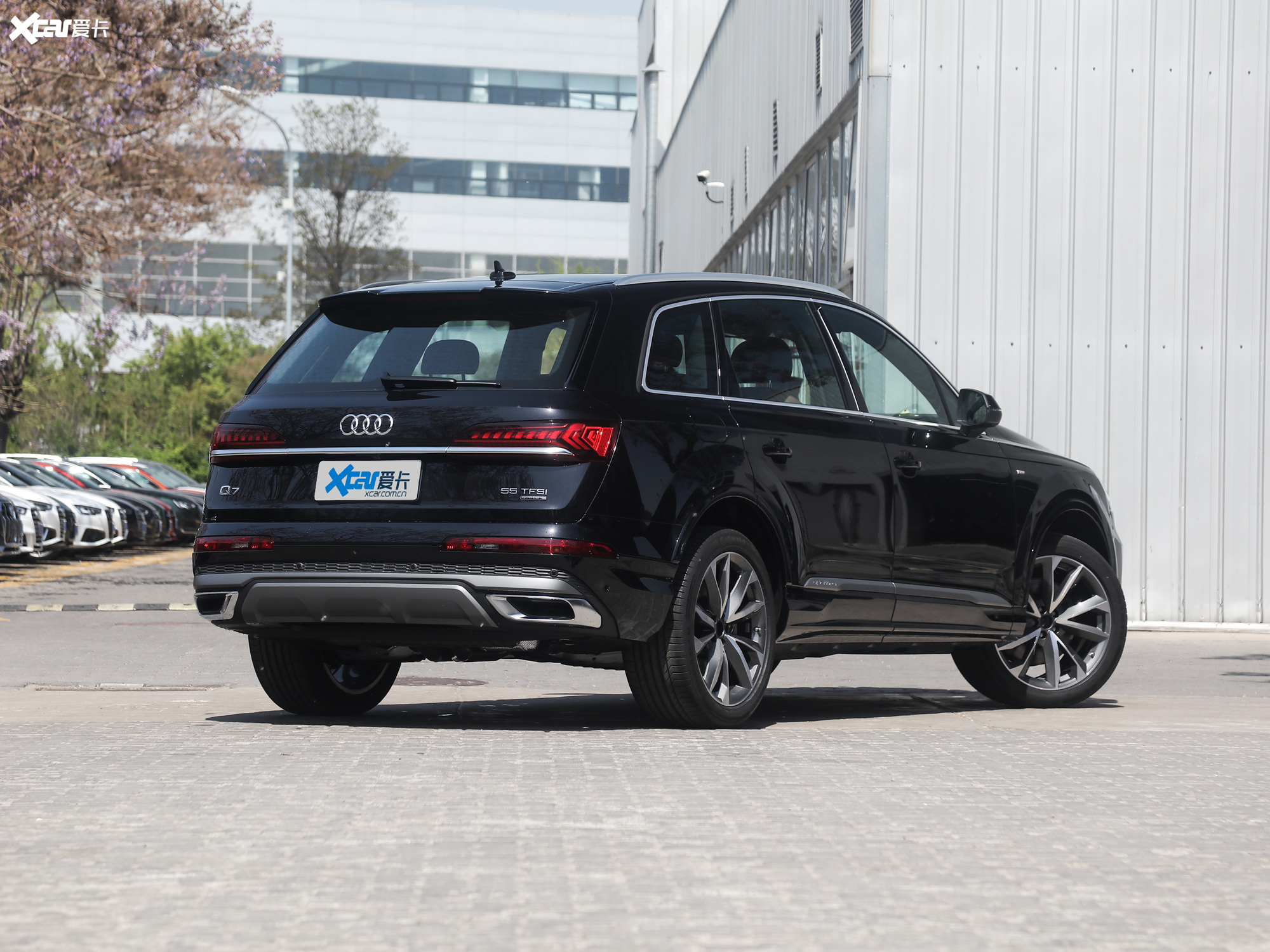 【2020款奥迪q755 tfsi quattro 黑武士专享版_整体外观_8/134张图片