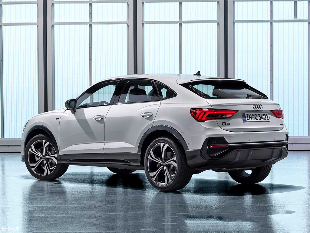 【2019款奥迪q3(进口) sportback_整体外观_2/34张图片】_汽车图片