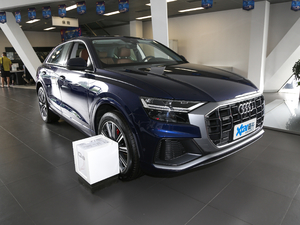 【2019款奧迪q8 45 tfsi 甄選動感型圖片】_外觀圖片-愛卡汽車