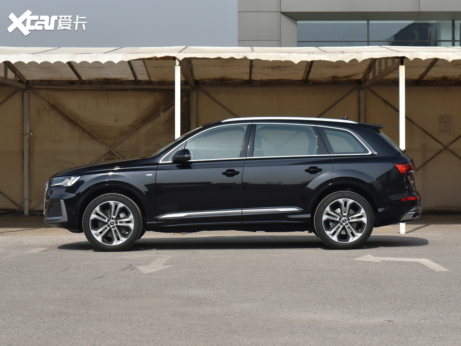 2021µQ7 45 TFSI quattro S line˶