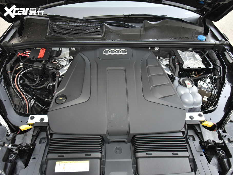 2021µQ7 45 TFSI quattro S line˶