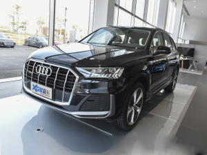 202145 TFSI quattro S line ǰ45