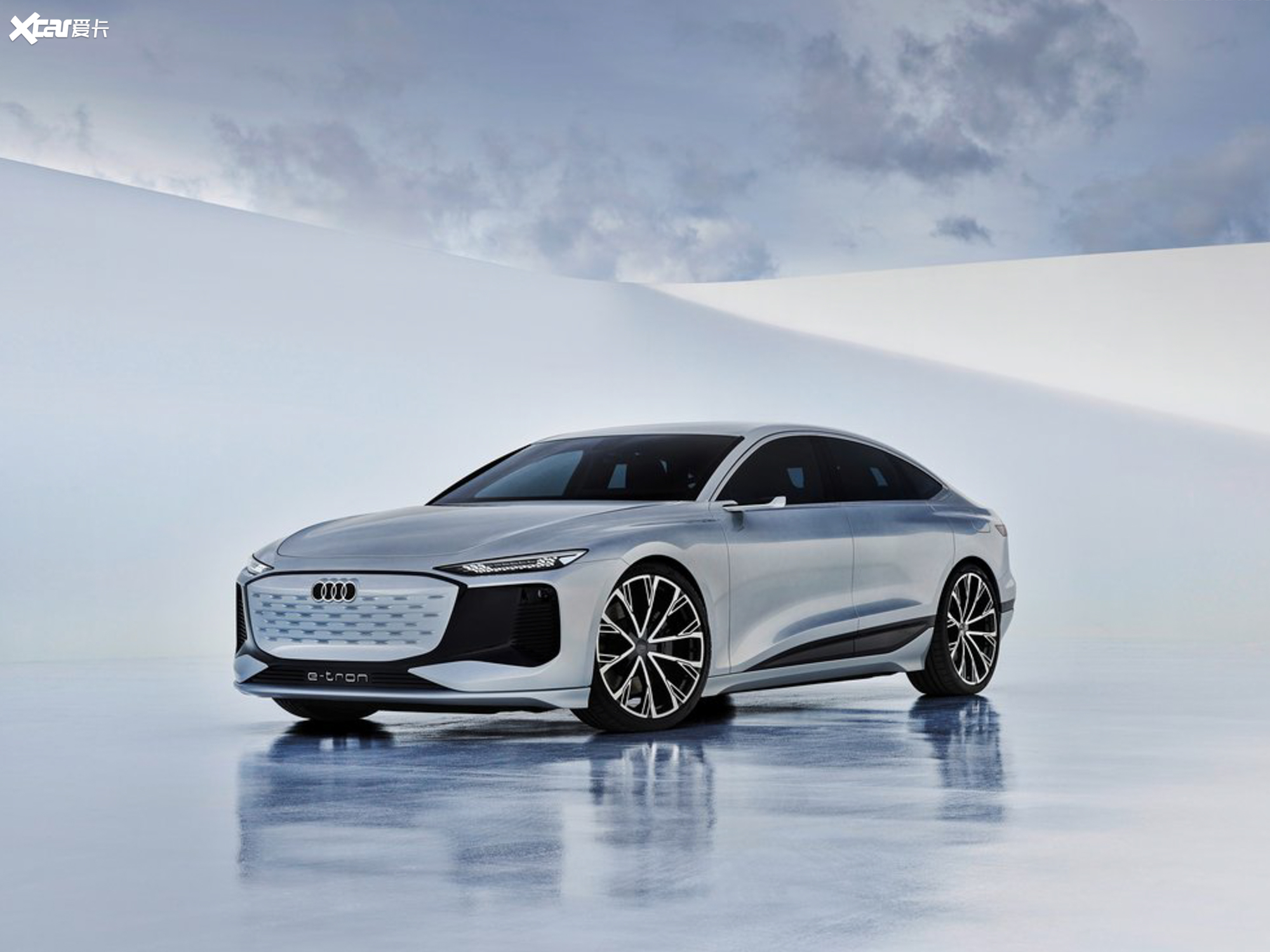 【2021款奥迪a6 e-tron概念车_整体外观_21/49张图片】_汽车图片大全
