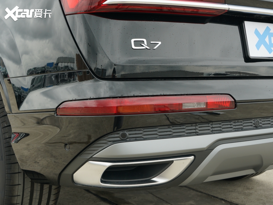 2022µQ7 45 TFSI quattro S line˶