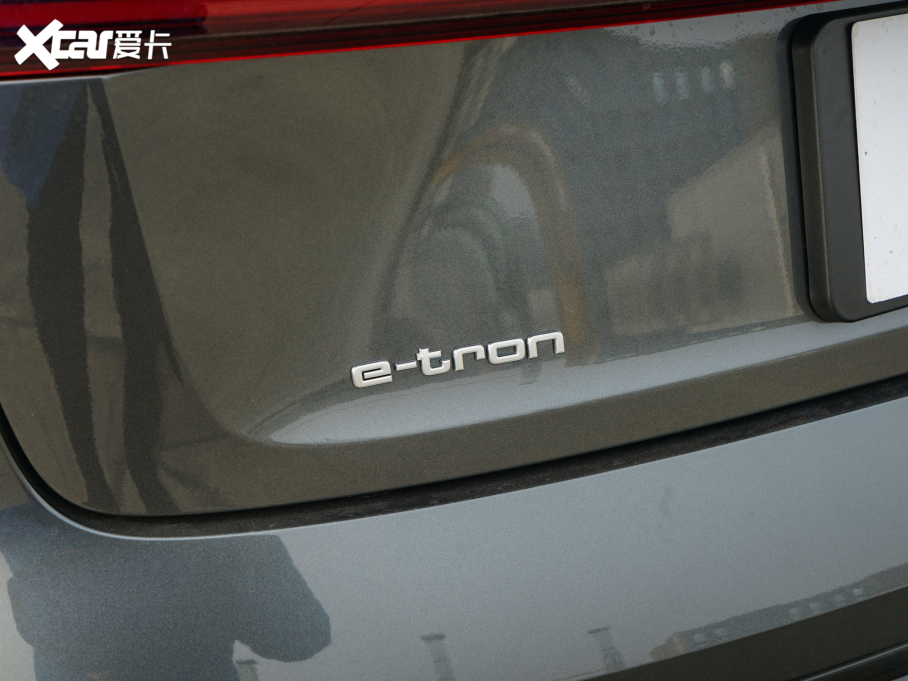 2022µe-tron Sportback Sportback 55 quattro 