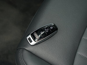 2023款allroad quattro 55 TFSI 尊享越野型 车钥匙
