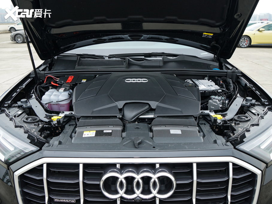 2023µQ7 55 TFSI quattro S Line˶