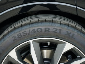 2023款55 TFSI quattro S Line运动型 轮胎尺寸