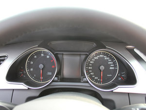 2012µA5