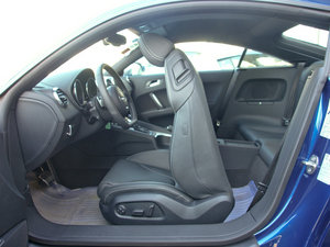 2011Coupe 2.0TFSI ռ